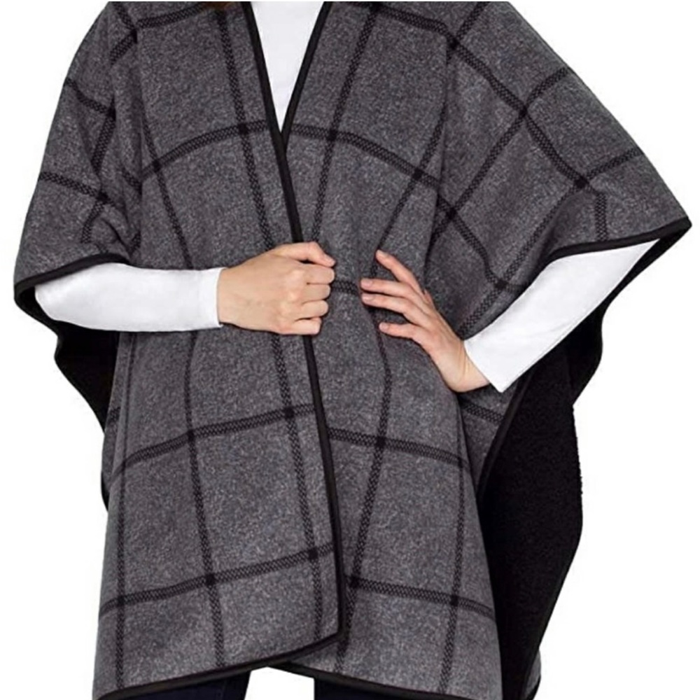 Poncho // kimono 100% polyester